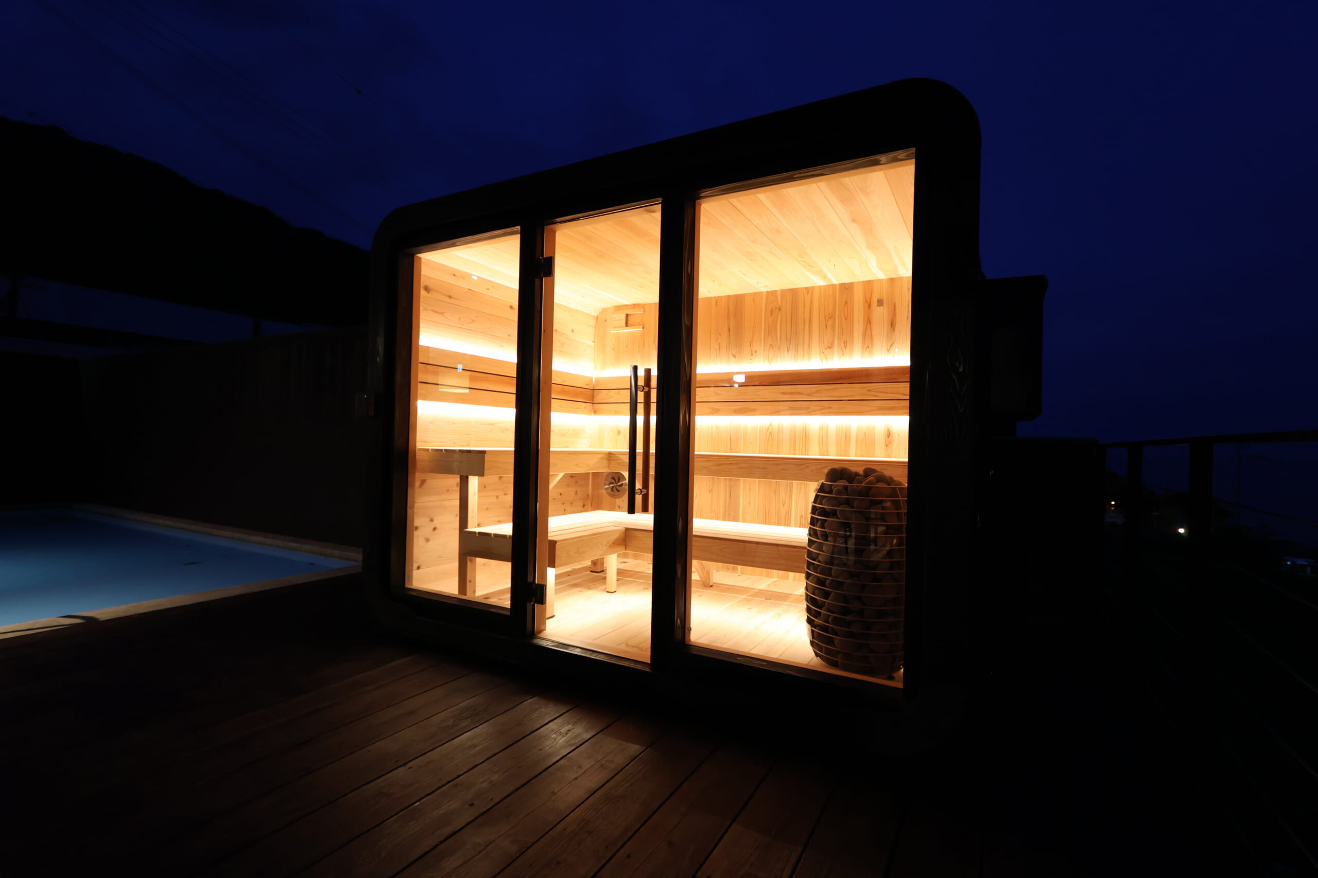 キューブ型サウナ SAUNA OCEAN RIISI
